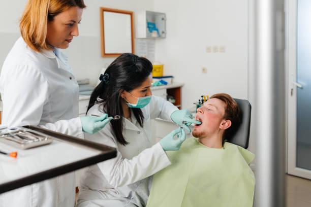 Best Broken or Cracked Tooth Emergency Dentist in Pembroke, NC